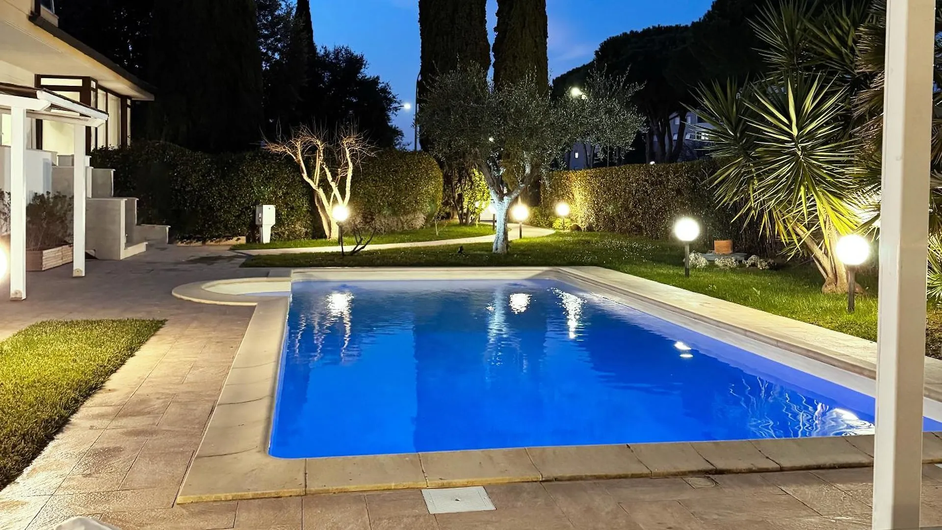 Residence Il Boschetto - Villa Con Piscina contacts